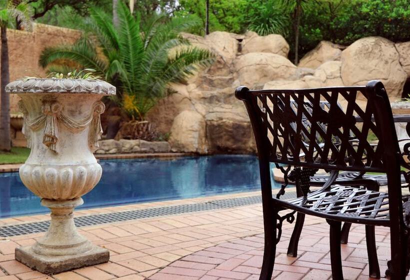 Отель Gold Reef City Theme Park