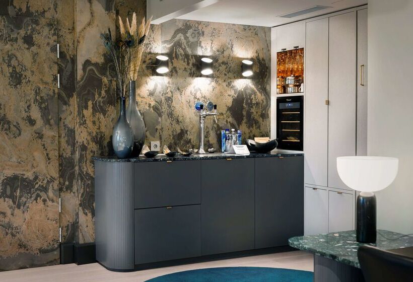 ホテル Gothia Towers & Upper House