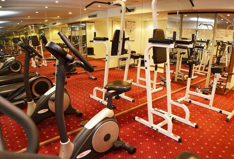 هتل Grand Pacific