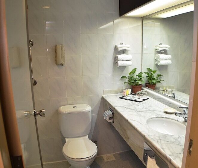 هتل Grand Pacific