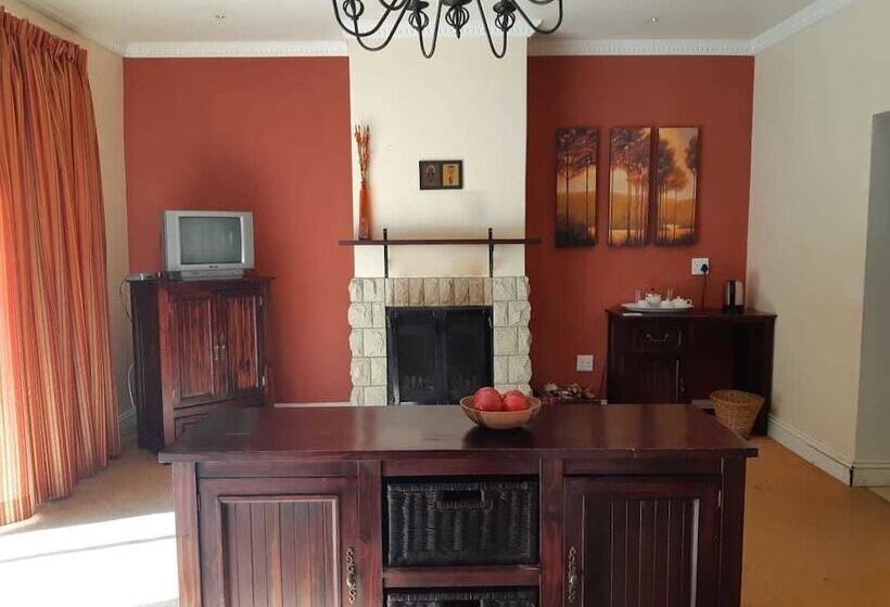 فندق Hogsback Inn