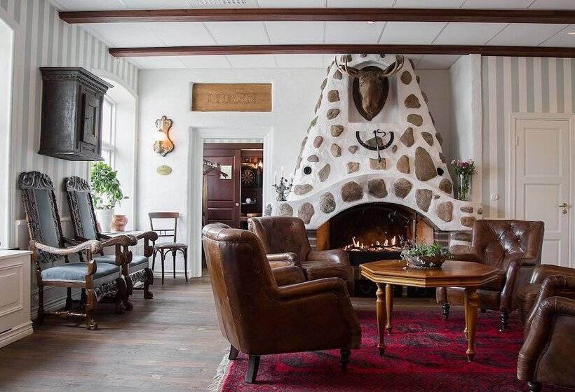 فندق Höörs Gästgifwaregård