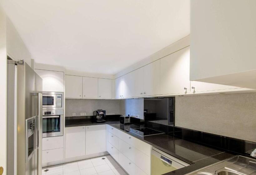 Отель Hyatt Regency Harare The Meikles