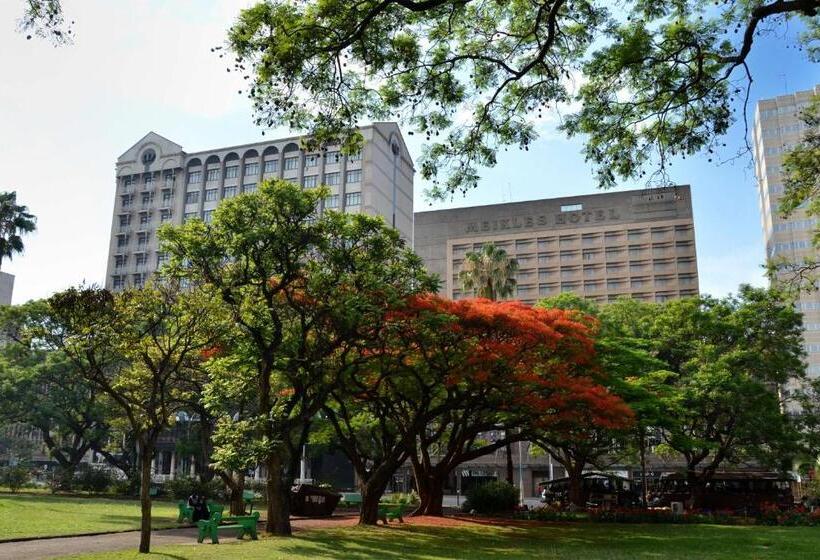 Отель Hyatt Regency Harare The Meikles