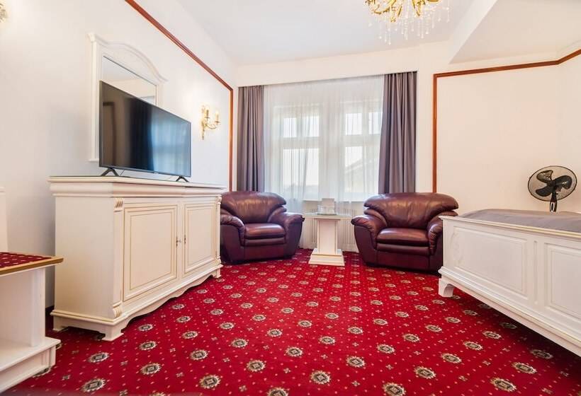 酒店 Imparatul Romanilor