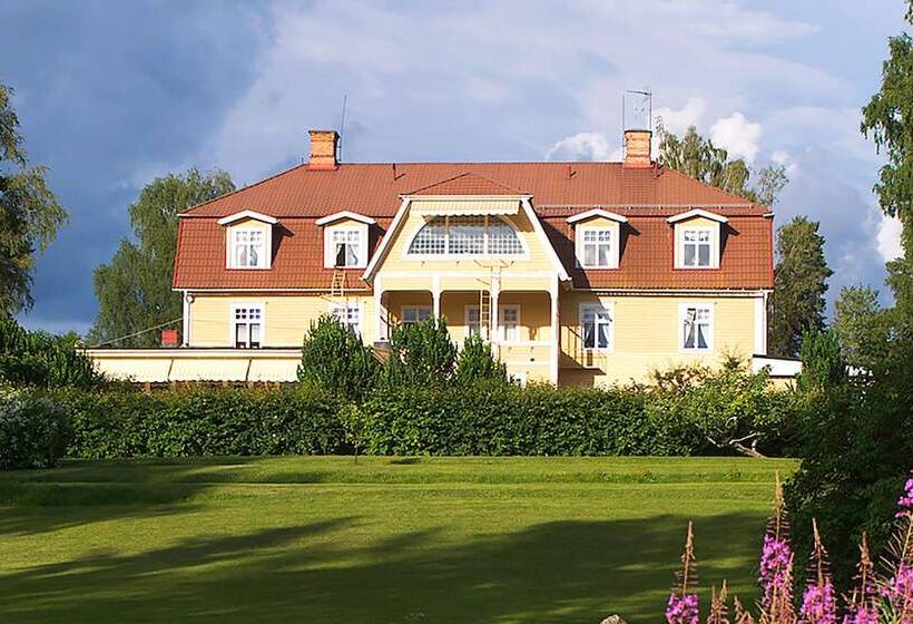 בית מלון כפרי Korstäppans Herrgård