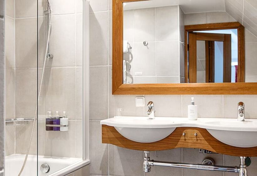 Отель L Gasslingen