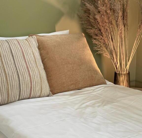 בית מלון כפרי L Magasin 1