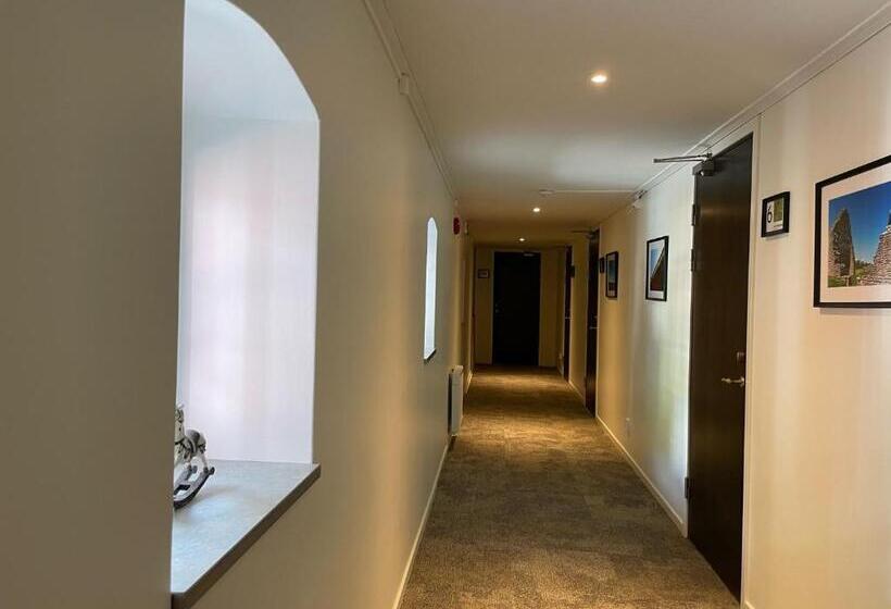 فندق L Magasin 1