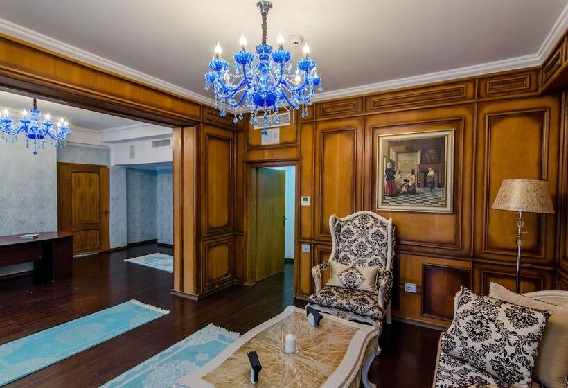 هتل Lido By Phoenicia