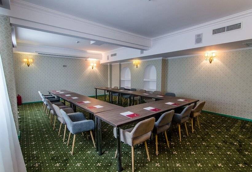 هتل Lido By Phoenicia