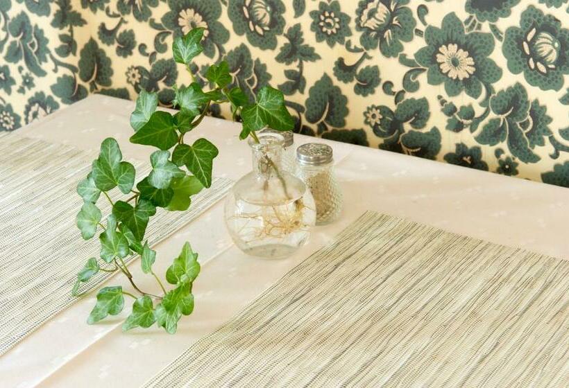 Lilla Hotellet I Nora