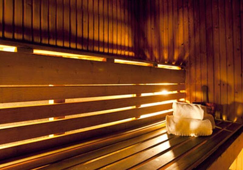 ホテル Mälardrottningen Yacht