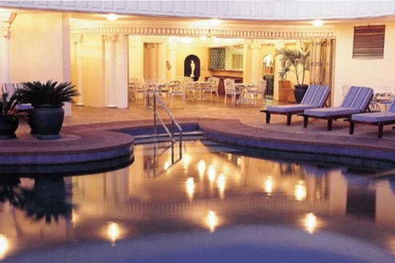 Отель Hyatt Regency Harare The Meikles