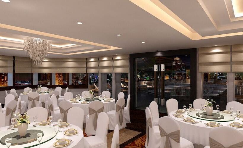 هتل Peninsula Excelsior Singapore, A Wyndham