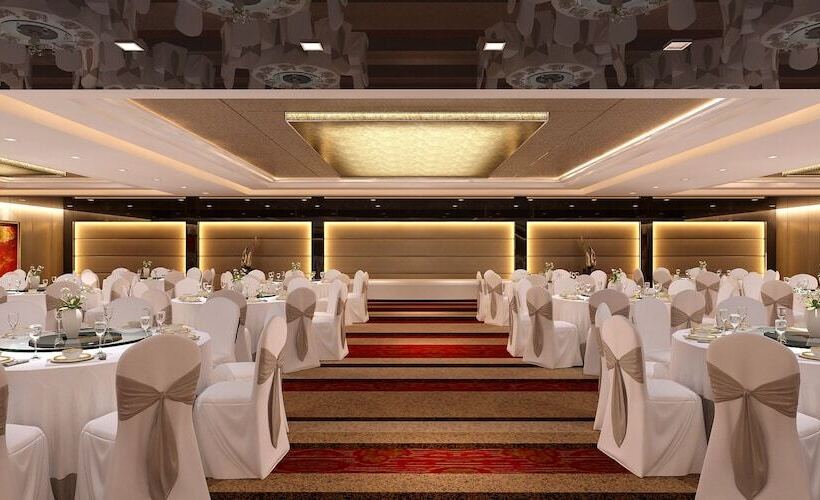 هتل Peninsula Excelsior Singapore, A Wyndham