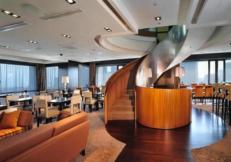 هتل Peninsula Excelsior Singapore, A Wyndham