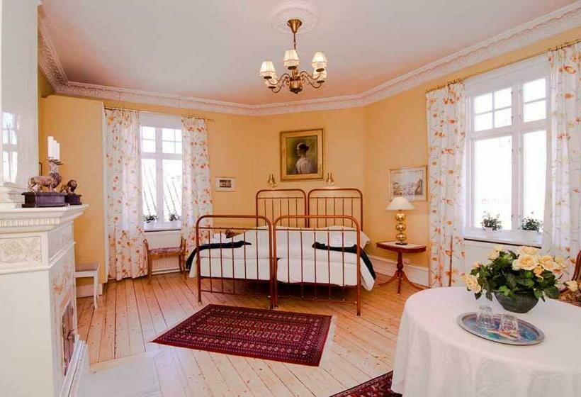 בית מלון כפרי Pensionat Solgården