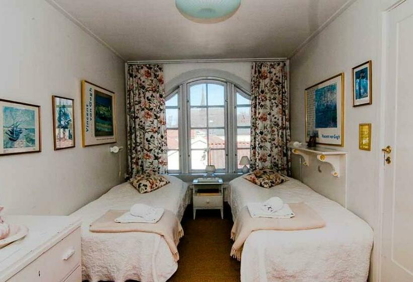 בית מלון כפרי Pensionat Solgården