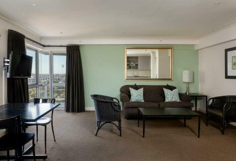 Отель Protea  By Marriott Cape Town Cape Castle