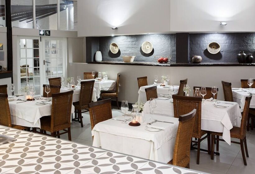 Protea Hotel By Marriott Oudtshoorn Riempie Estate