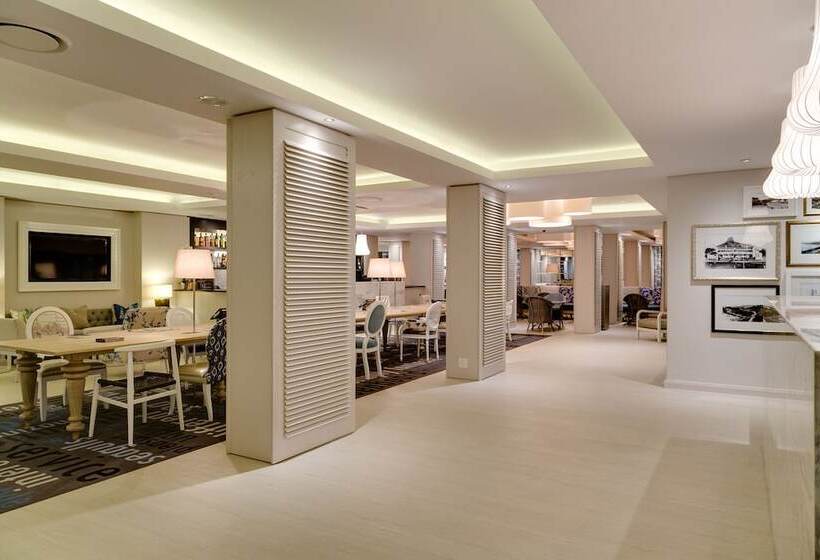 Protea Hotel By Marriott Cape Town Sea Point