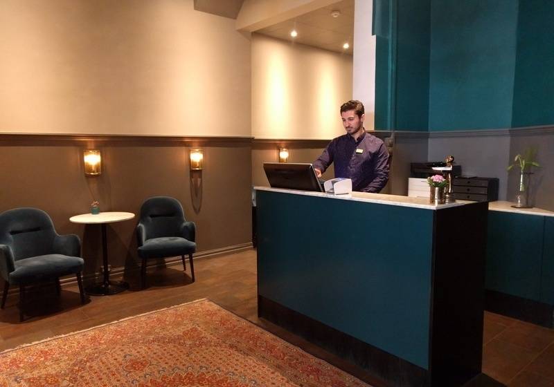 Queen S Hotel By First Hotels