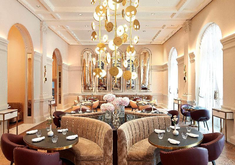 هتل Raffles  Singapore