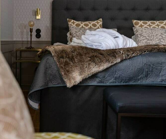 örenäs Slott, Hotell & Konferens