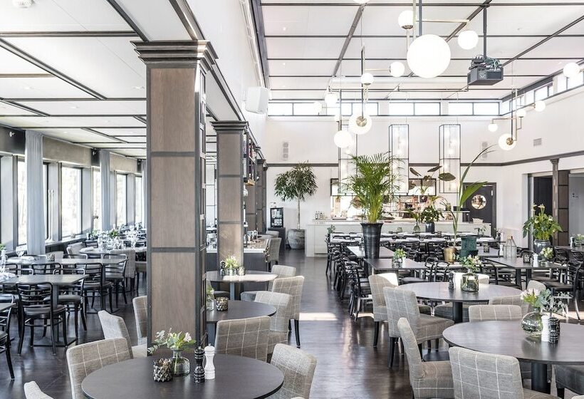 فندق Riviera Strand