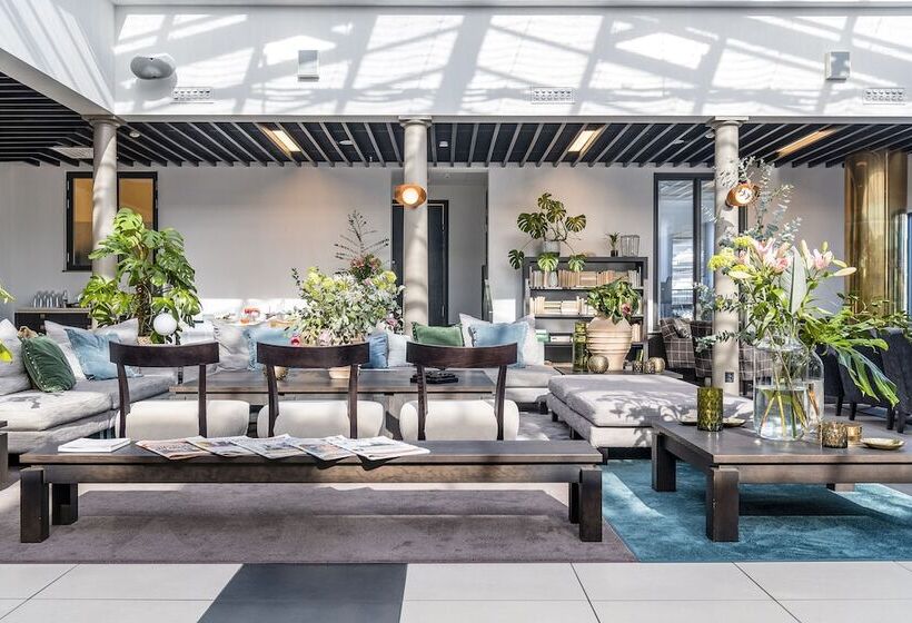 فندق Riviera Strand