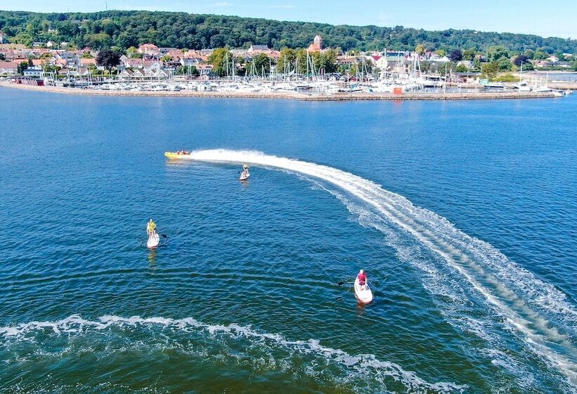 فندق Riviera Strand