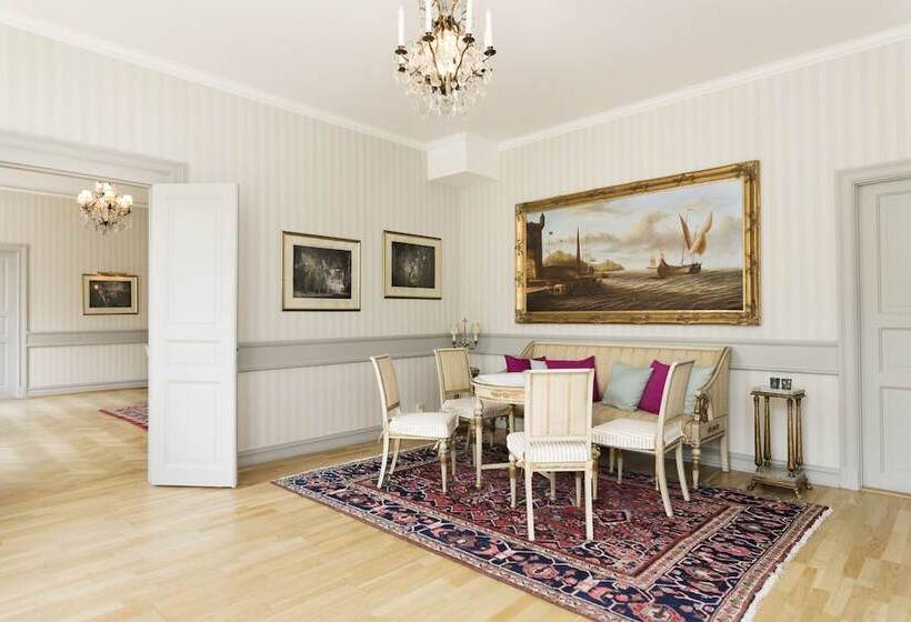 בית מלון כפרי Ronnums Herrgård