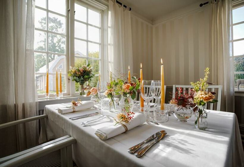 בית מלון כפרי Ronnums Herrgård