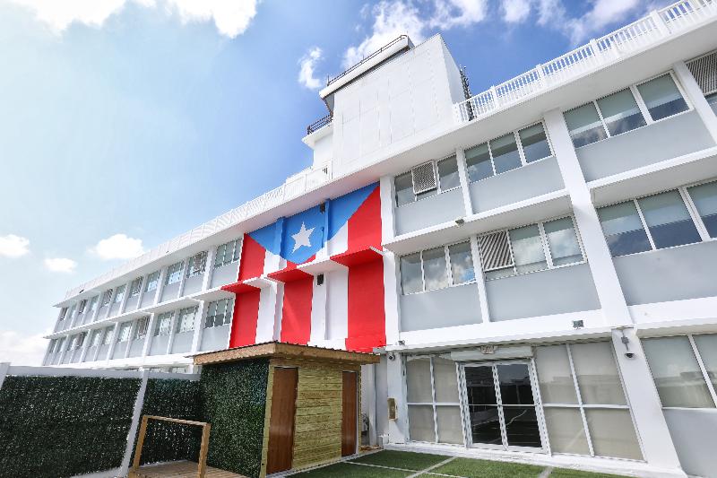 בית מלון כפרי San Juan Airport