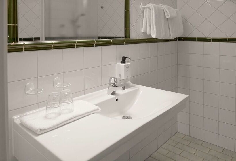 호텔 Scandic Borlange