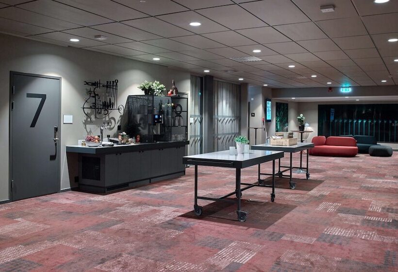 호텔 Scandic Borlange