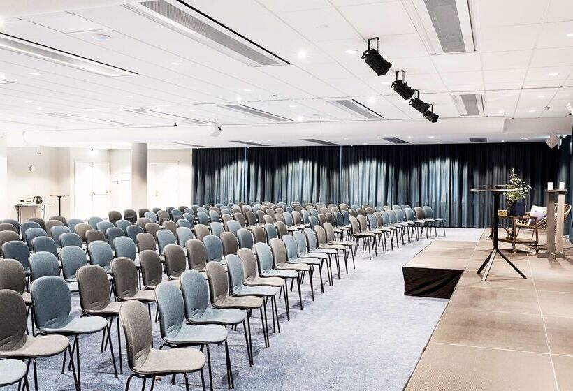 בית מלון כפרי Scandic Crown