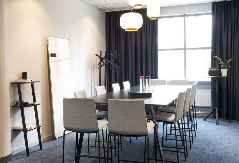 בית מלון כפרי Scandic Crown