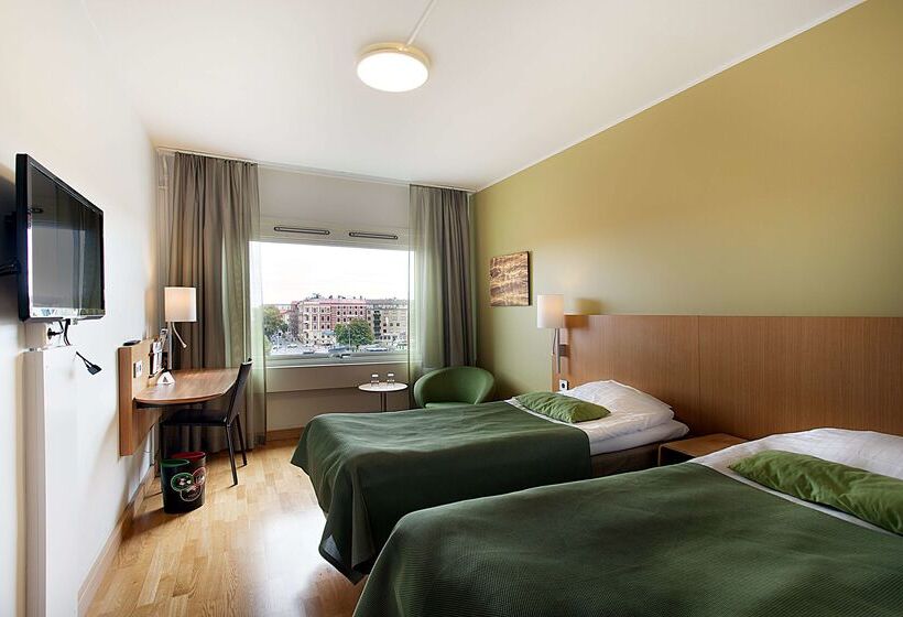 בית מלון כפרי Scandic Hallandia