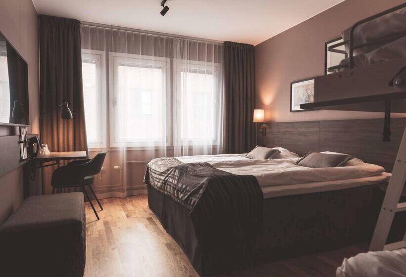 בית מלון כפרי Scandic Hallandia