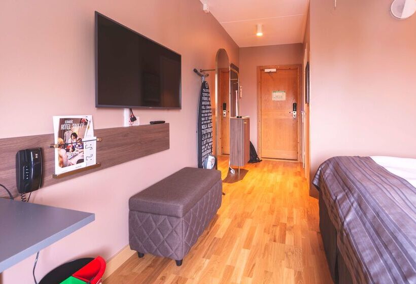 בית מלון כפרי Scandic Hallandia