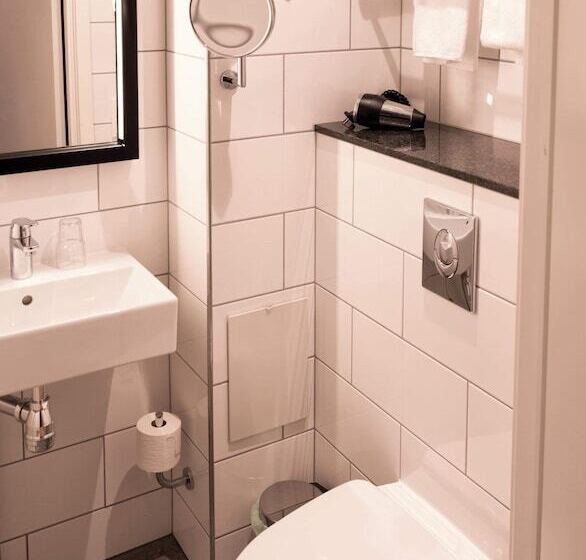 בית מלון כפרי Scandic Hallandia