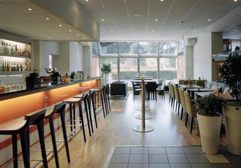 בית מלון כפרי Scandic Hallandia