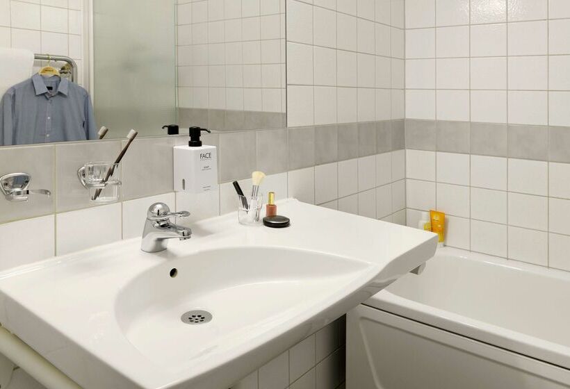 Отель Scandic Helsingborg Nord