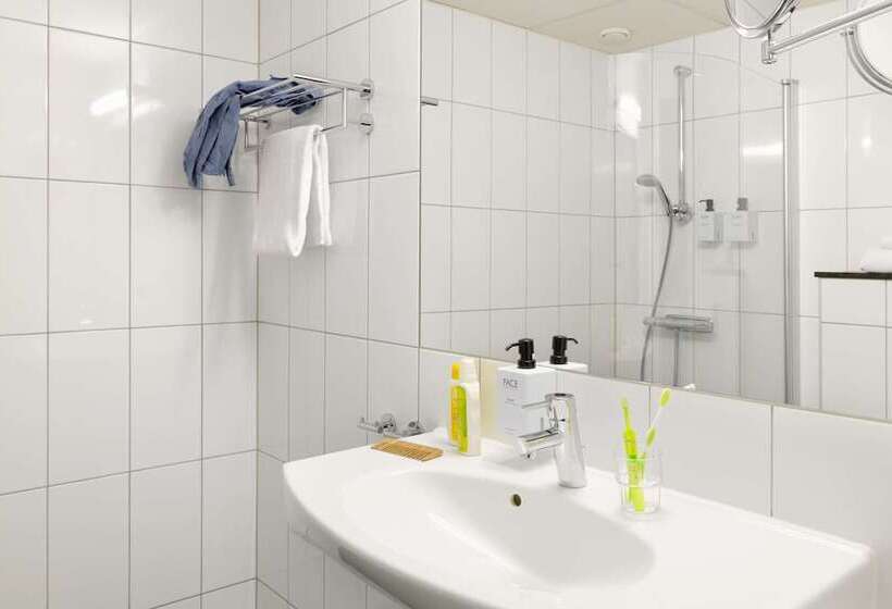 Отель Scandic Helsingborg Nord