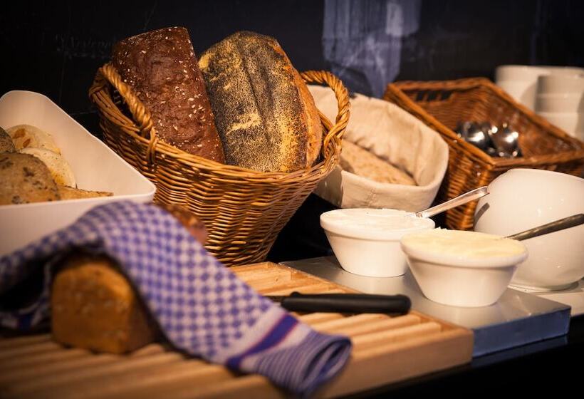 בית מלון כפרי Scandic Linkoping Vast