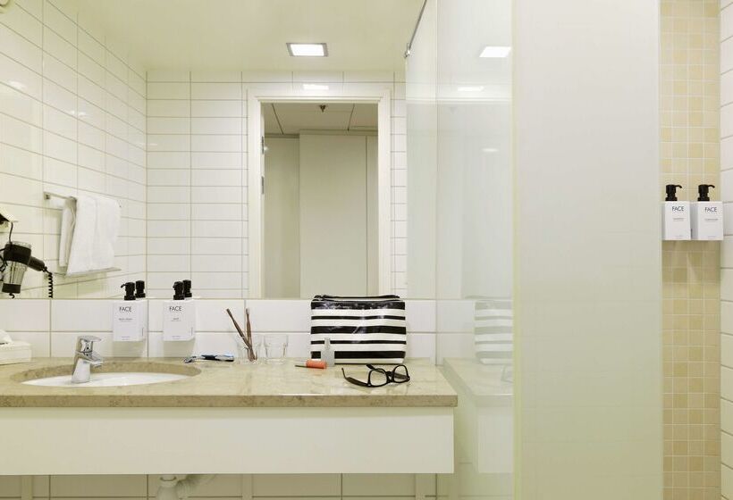 ホテル Scandic Opalen