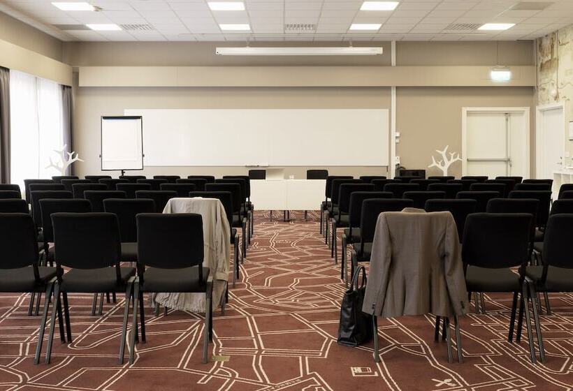 Отель Scandic Orebro Vast