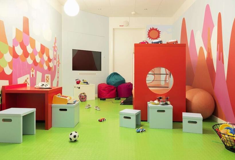 Отель Scandic Orebro Vast